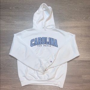 Medium men’s north Carolina champion hoodie